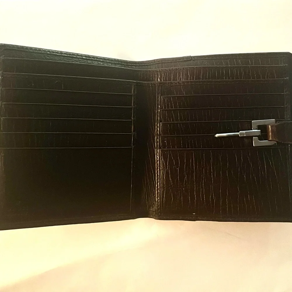 Gucci Wallet - Picture 4 of 5